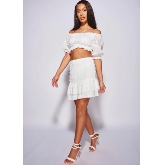 White Short Sleeve Off Shoulder Crop Top and High Waist Mini Skirt Two Piece Set - Picture 6 of 16